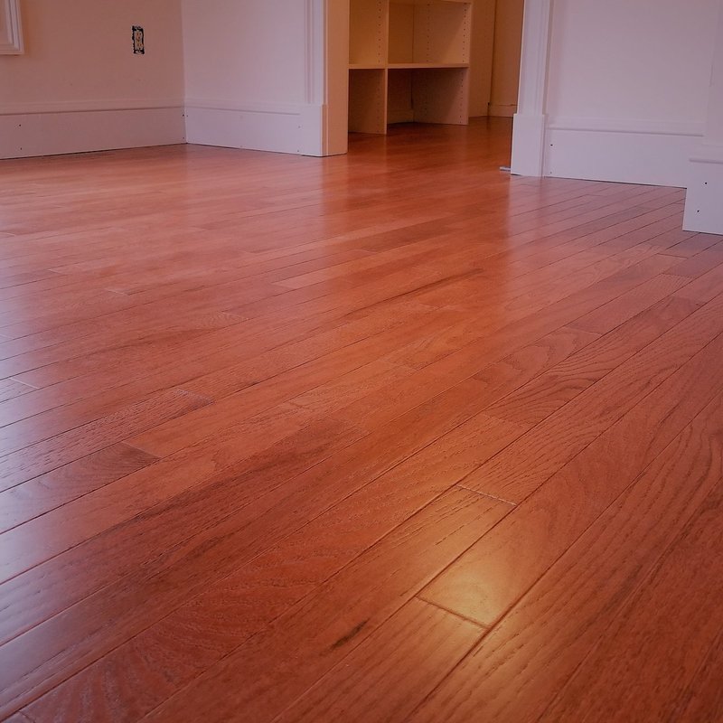 The Central CT and Litchfield Counties area’s best hardwood flooring store is Plymouth Home